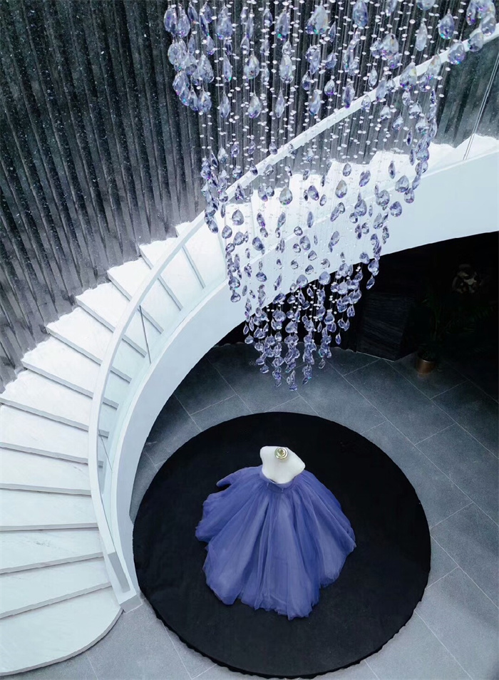 西安售楼处旋转楼梯施工