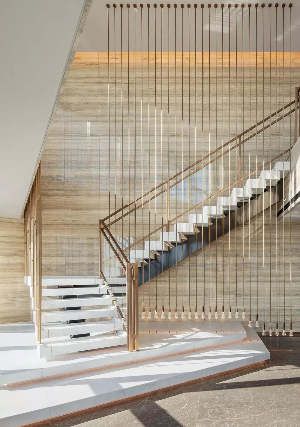 西安直双梁玻璃楼梯定制