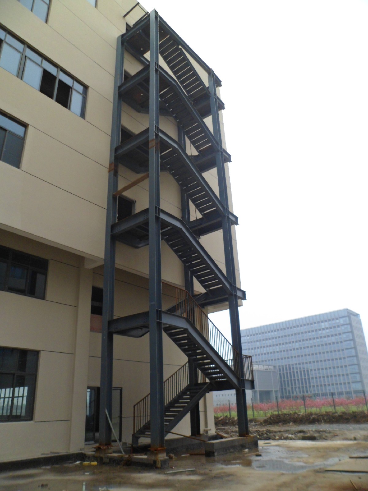 西安钢构消防楼梯厂家