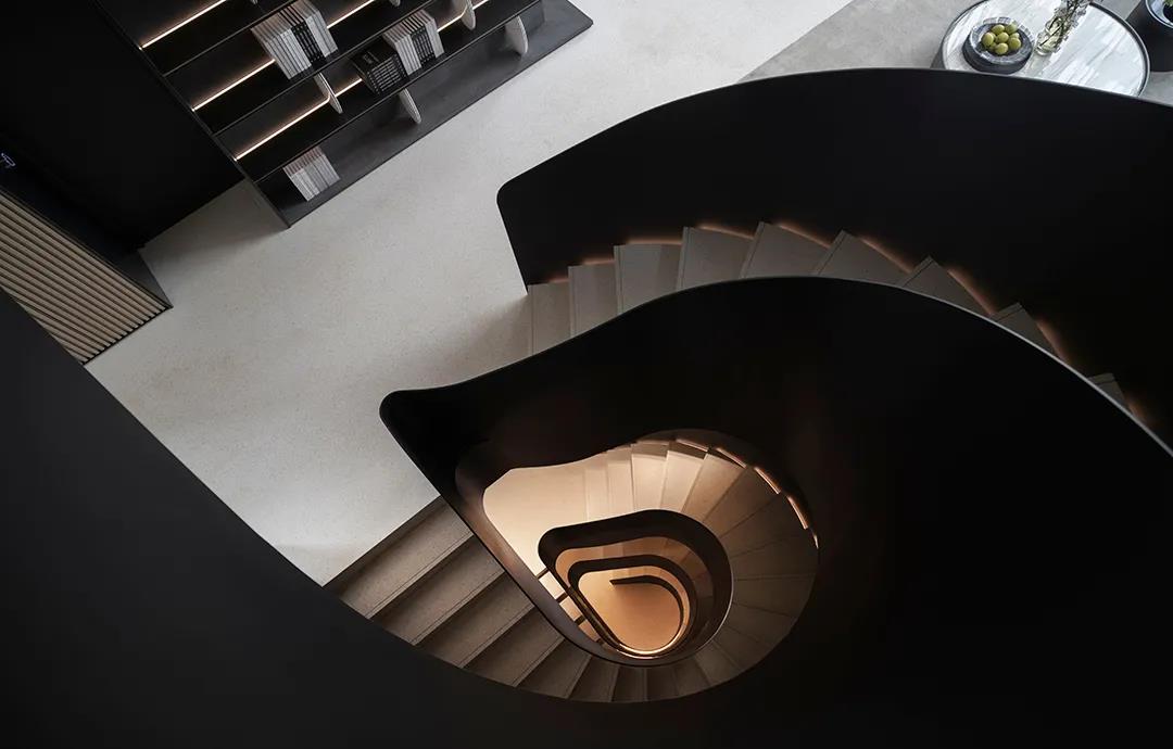 西安双钢板钢梁楼梯安装