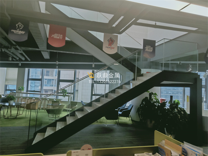 2019旭辉西安总部楼梯